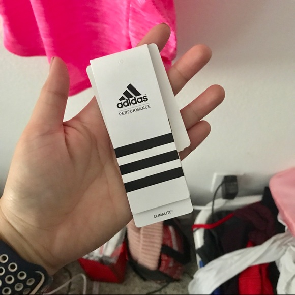 NEW adidas keyhole hot pink tank top 😎 size large - Picture 3 of 6